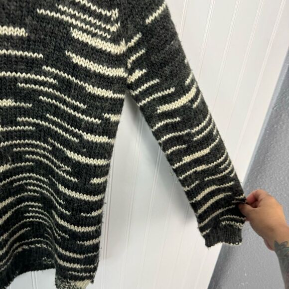 525 America Sweater XS Gray Black Cozy Warm Knit Chunky Long Sleeve Fall Casual - Picture 9 of 11